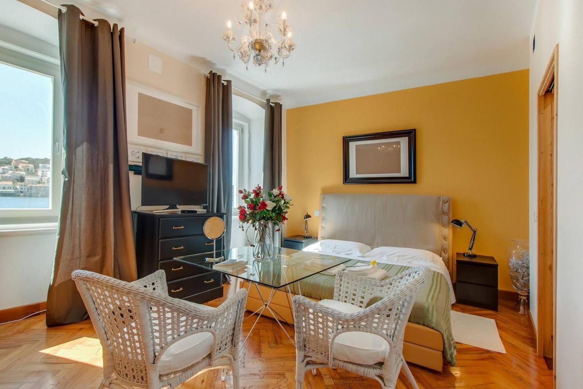Vindobona Hotel Mali Lošinj Kültér fotó