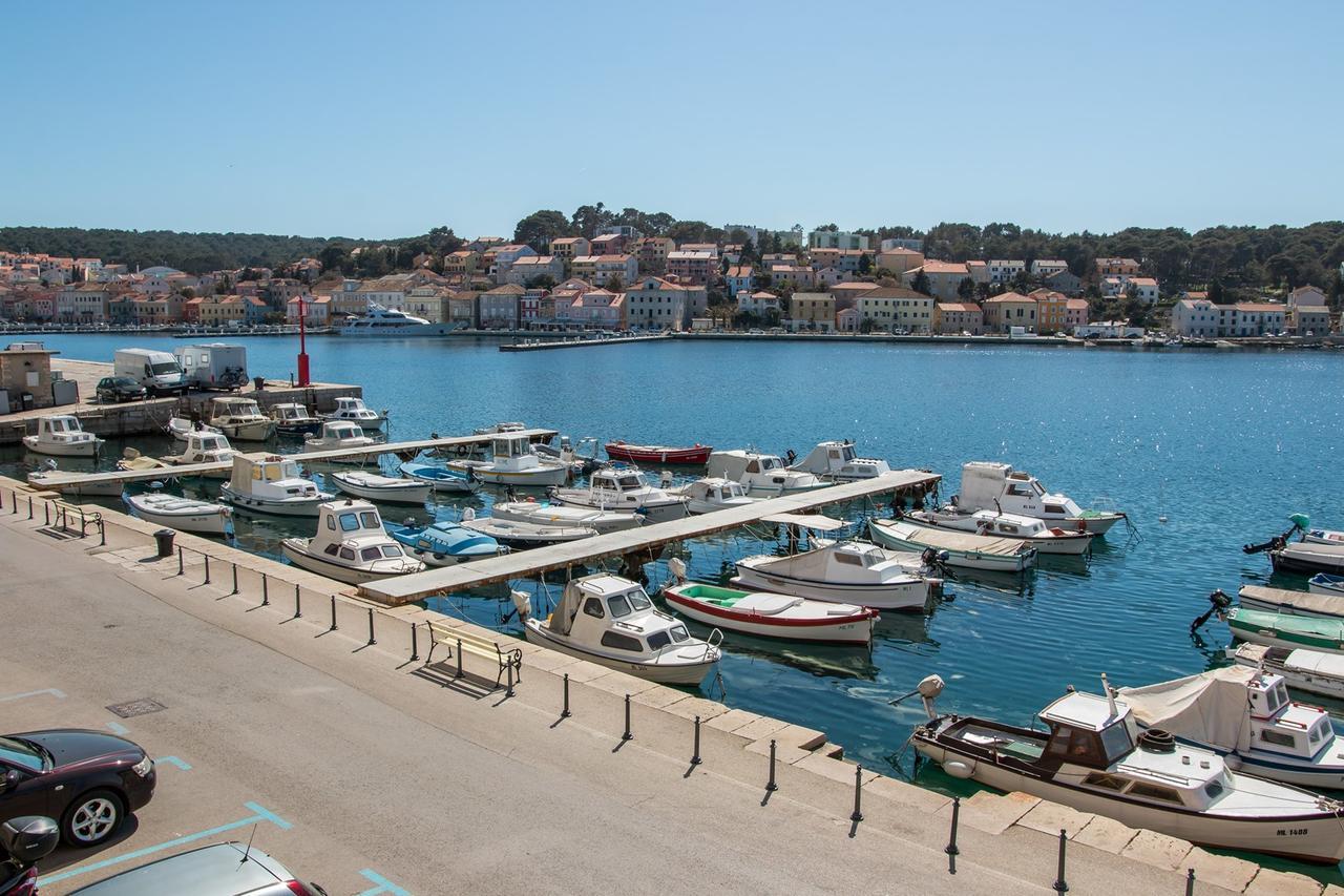 Vindobona Hotel Mali Lošinj Kültér fotó