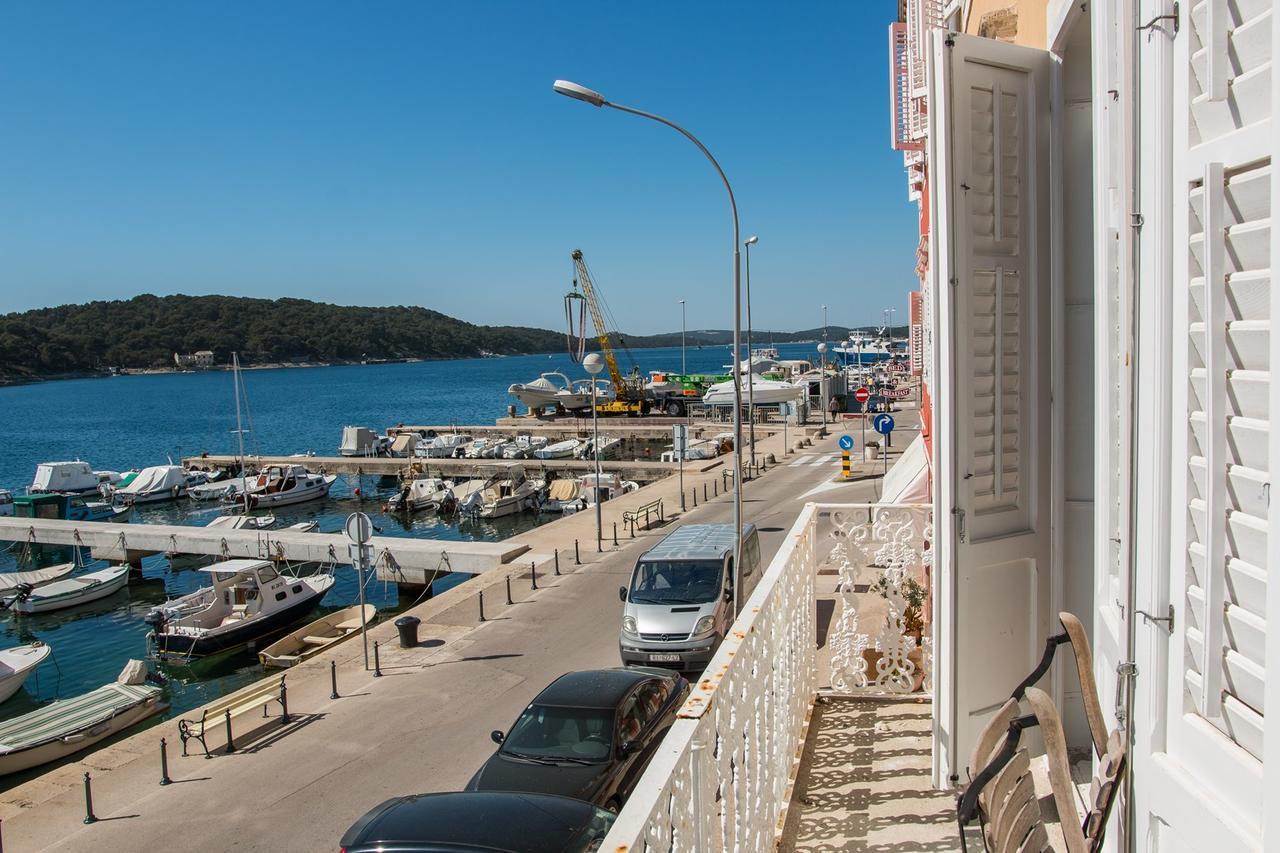 Vindobona Hotel Mali Lošinj Kültér fotó