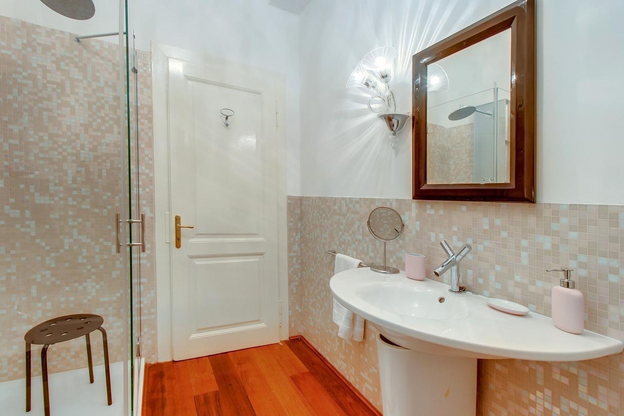 Vindobona Hotel Mali Lošinj Kültér fotó